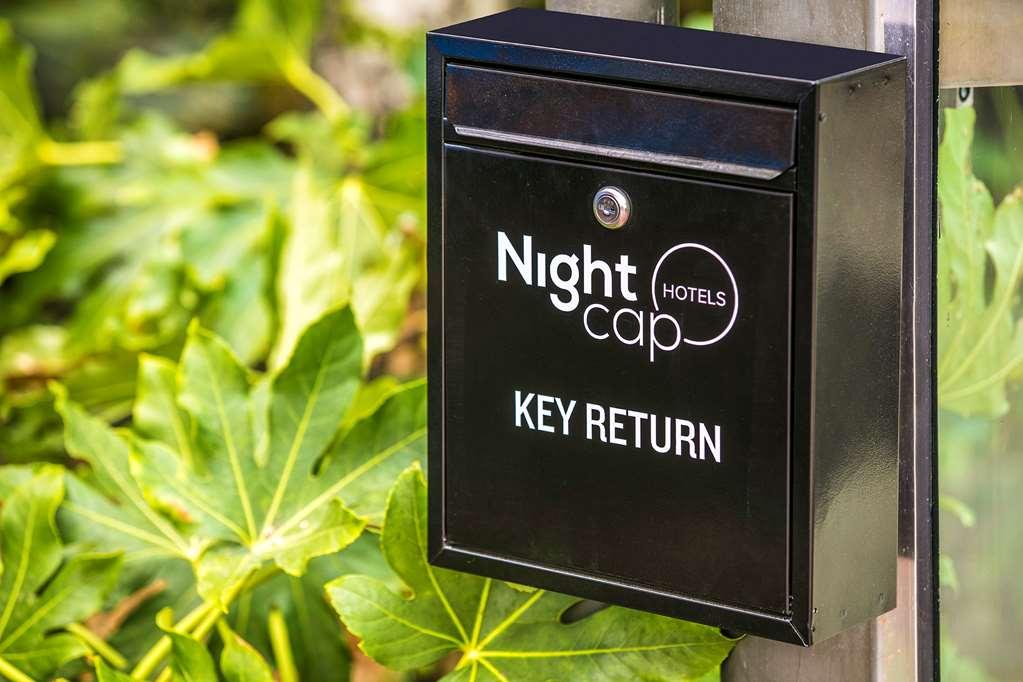 Hotel Nightcap At Matthew Flinders