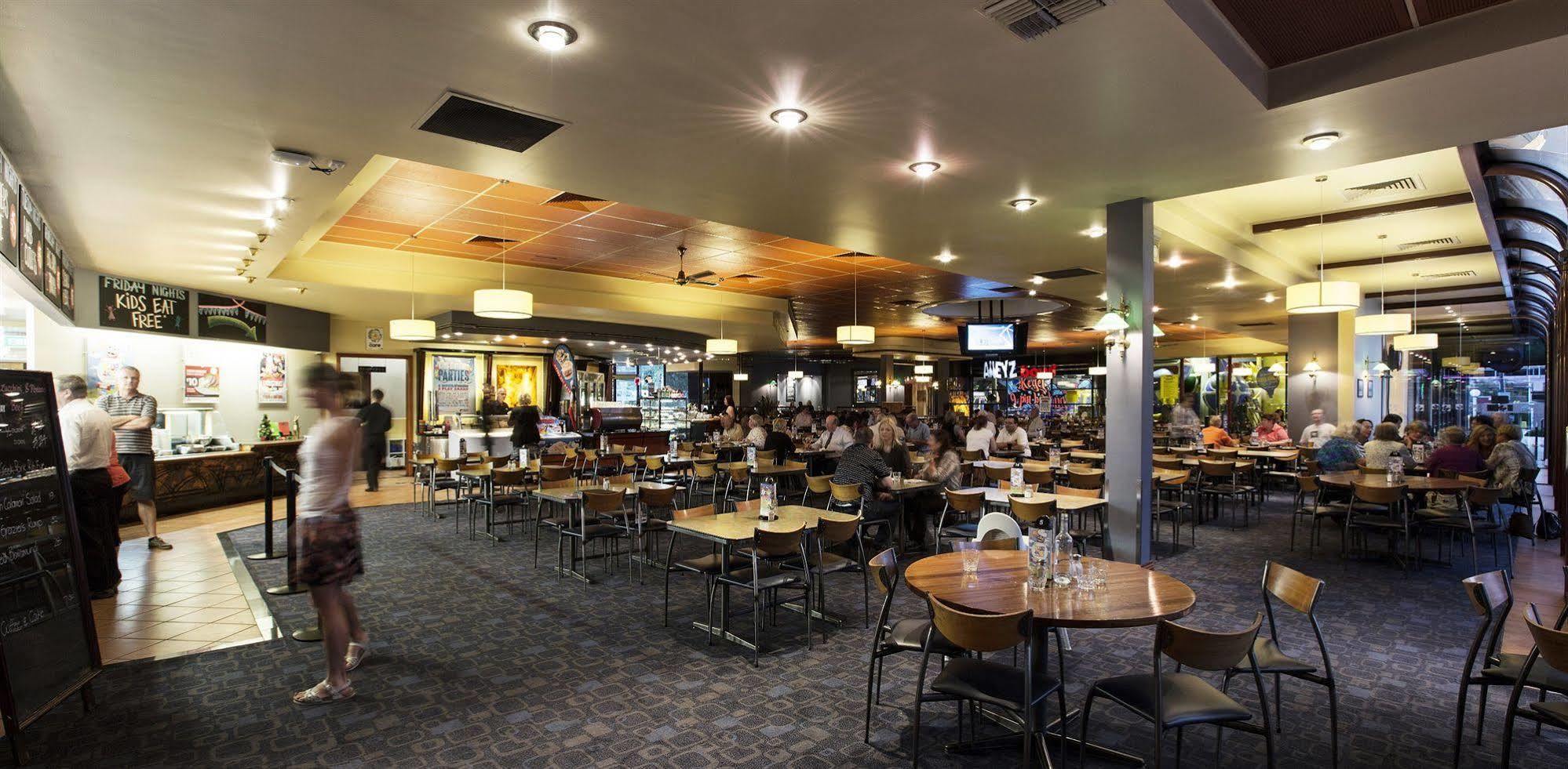 Nightcap At Matthew Flinders Hotel 3*